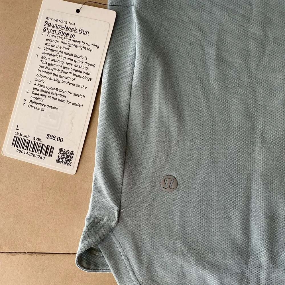 Lululemon Men’s “Square Neck” Running T-Shirt (L)_8
